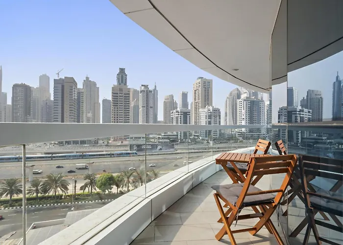 Vayk- Delightful 2 Bd In Jlt With Marina Views