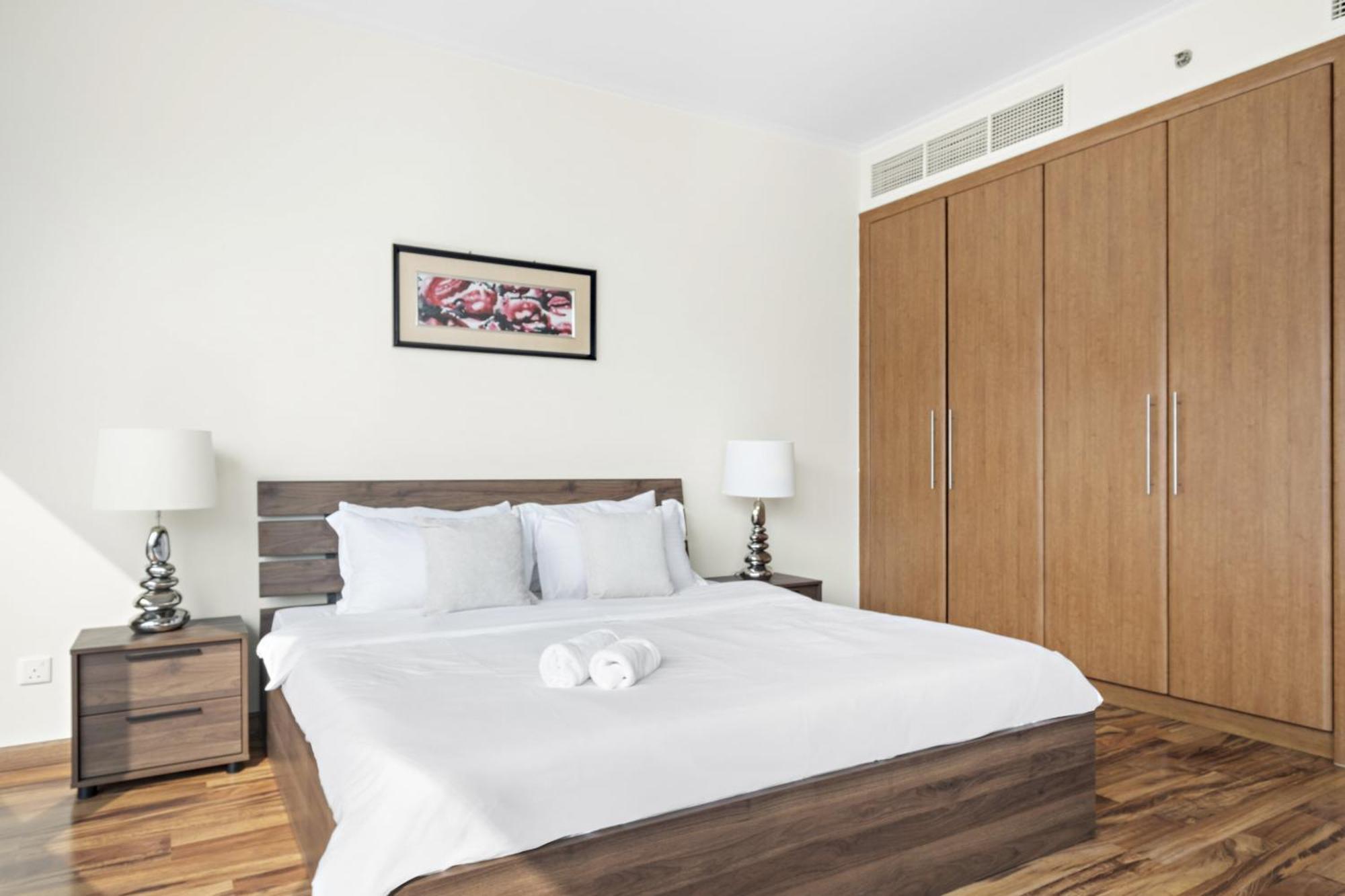 Vayk- Delightful 2 Bd In Jlt With Marina Views
