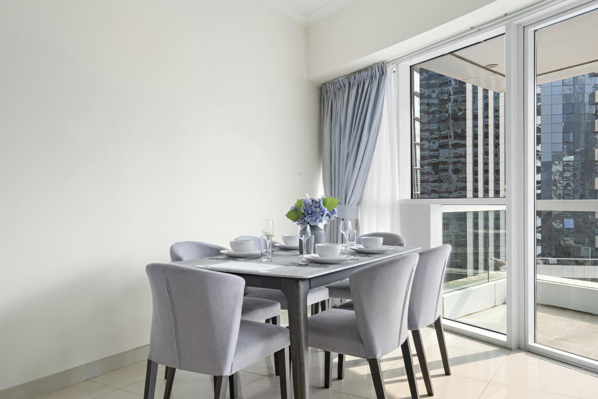 Apartment Vayk- Delightful 2 Bd In Jlt With Marina Views